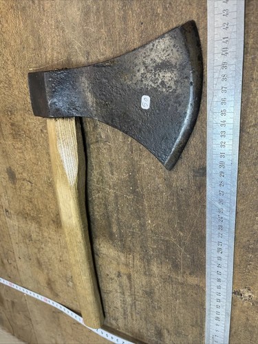 Hache axe old - axe,