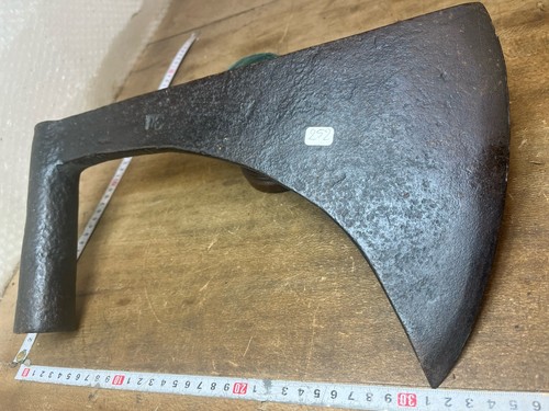 Hache début 19e - 19e, outil